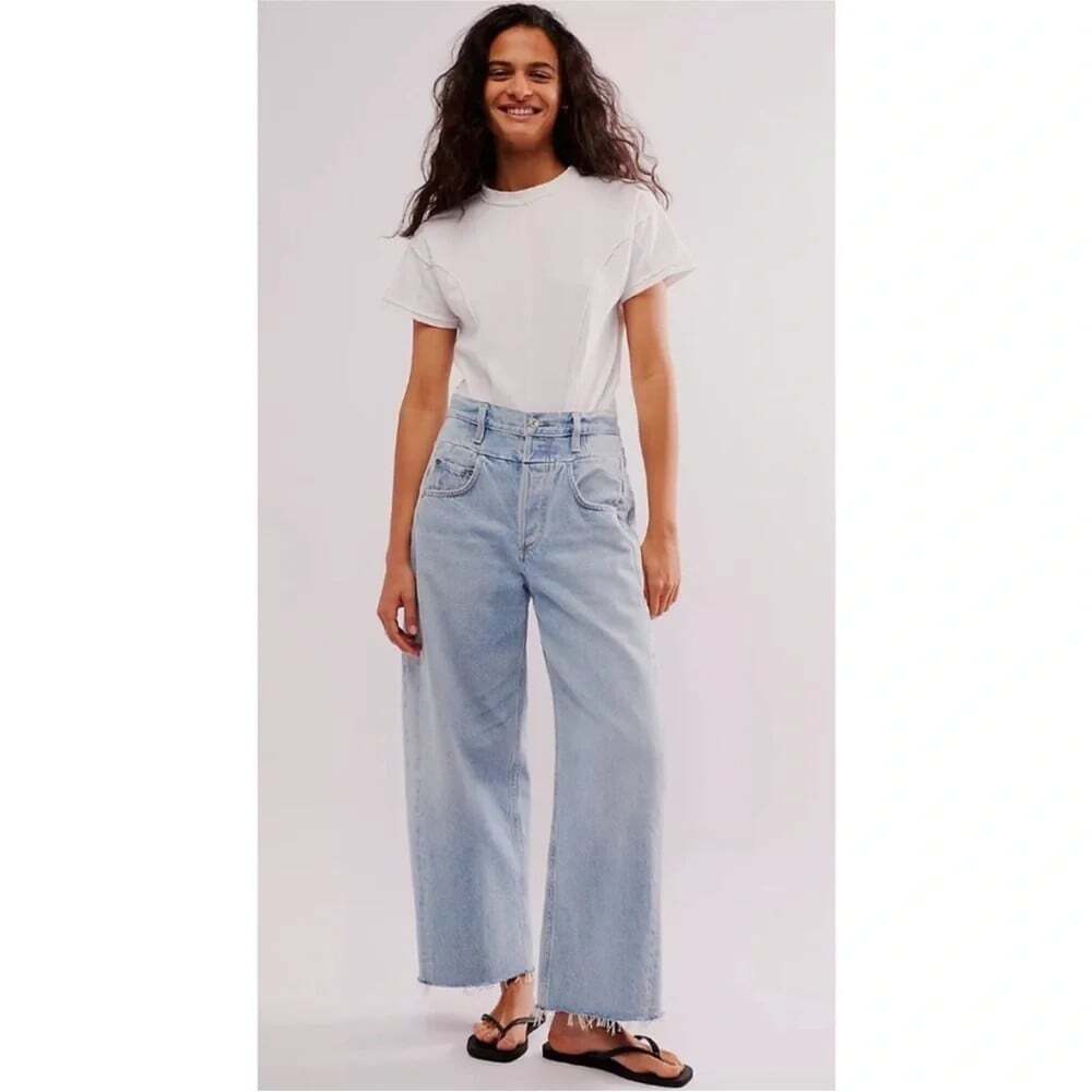 CITIZENS OF HUMANITY Bisou Crop Size 30 Blue Jeans Wide Leg Barrel Fray Cool Mom